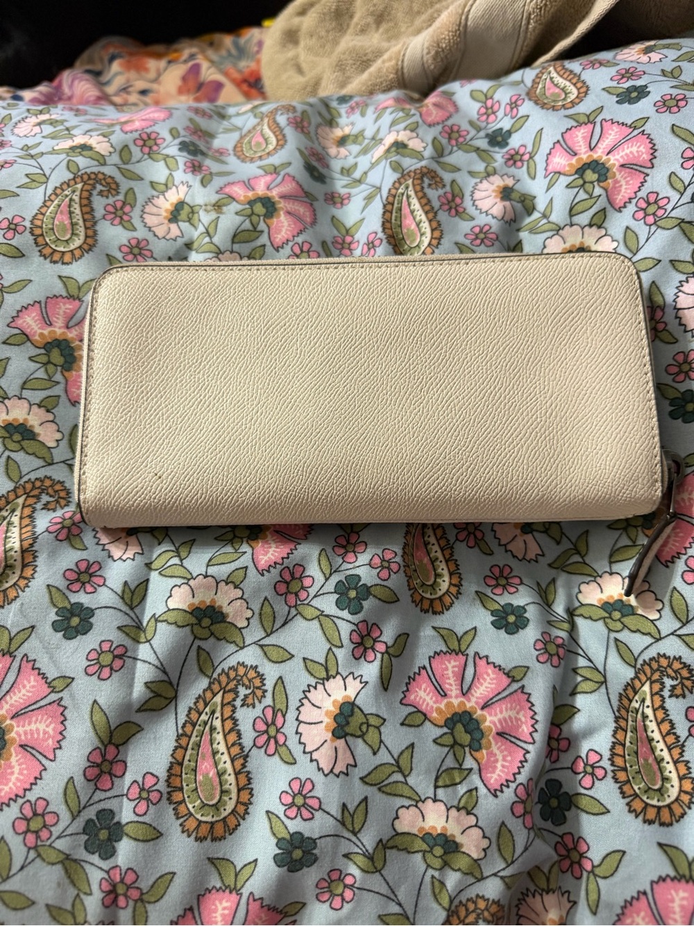 Coach Colorblock Multifunction Leather Wallet - Picture 2 of 5